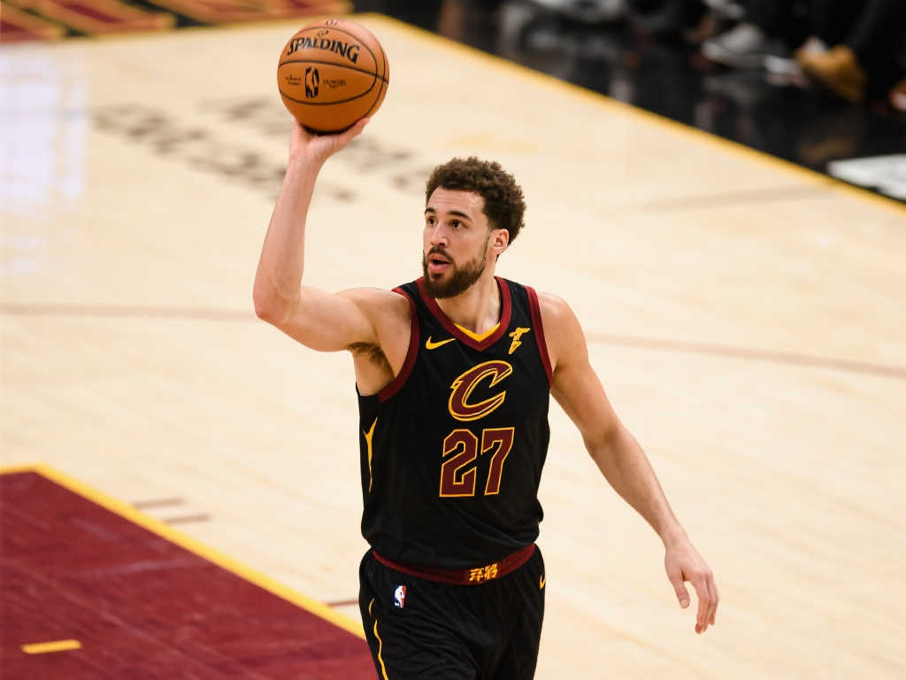 擅长于篮板 擅长于篮板