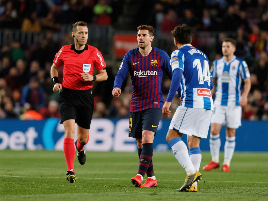 曾在他的领 曾在他的领